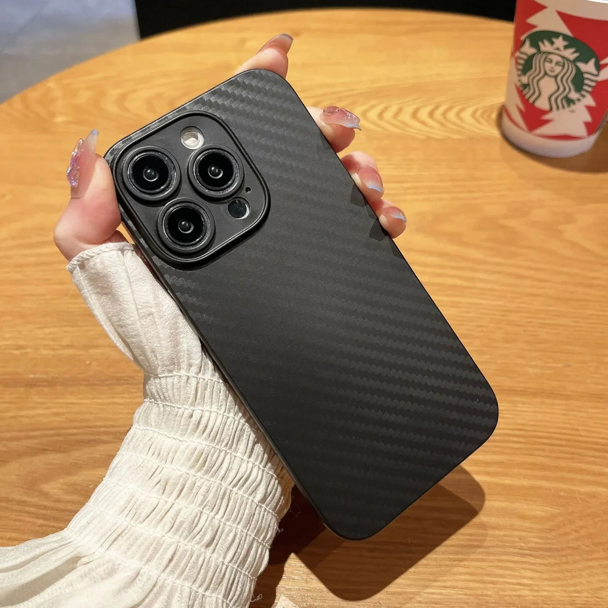Пластиковый чехол "UltraThin Carbon" для Apple iPhone 11 Pro Черный