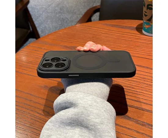 Силиконовый чехол "Frosted Matte" with MagSafe для Apple iPhone 15 Pro Max Черный