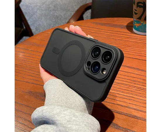 Силиконовый чехол "Frosted Matte" with MagSafe для Apple iPhone 15 Pro Max Черный