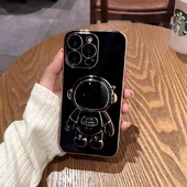 Силиконовый чехол "Космонавт" с подставкой для Apple iPhone 14 Pro Черный