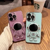 Силиконовый чехол "Космонавт" с подставкой для Apple iPhone 13 Pro Max Фиолетовый