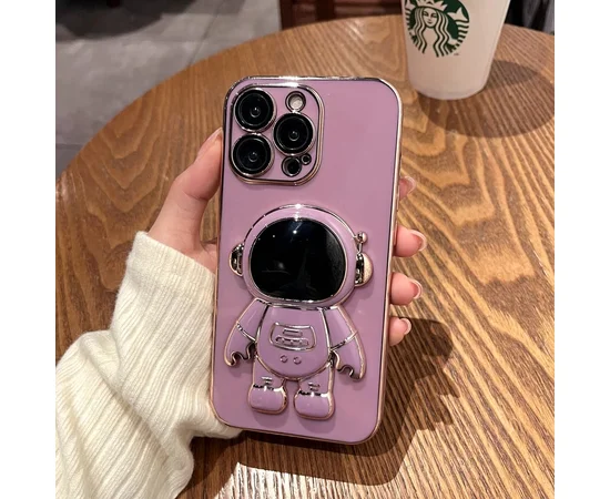 Силіконовий чохол "Космонавт" з підставкою для Apple iPhone 15 Pro Max Фіолетовий