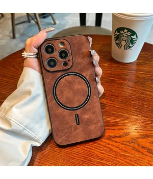 TPU+PC чехол "Luxury Leather" with MagSafe для Apple iPhone 12 Pro Max Коричневый