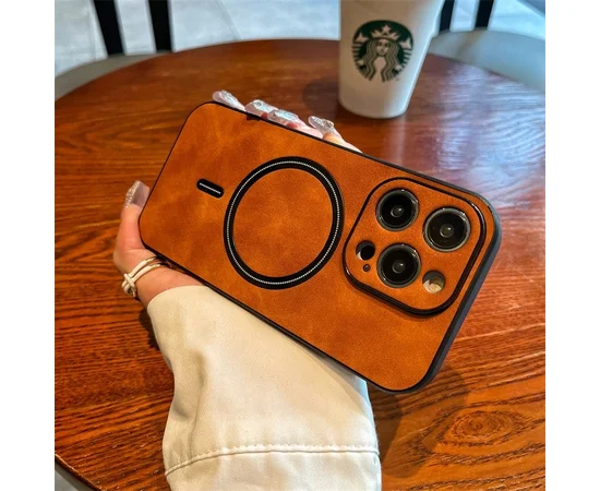 TPU+PC чехол "Luxury Leather" with MagSafe для Apple iPhone 13 Pro Светло-коричневый