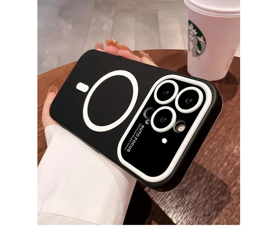 Противоударный чехол "Matte Larg" Case with MagSafe для Apple iPhone 15 Pro Max Черный