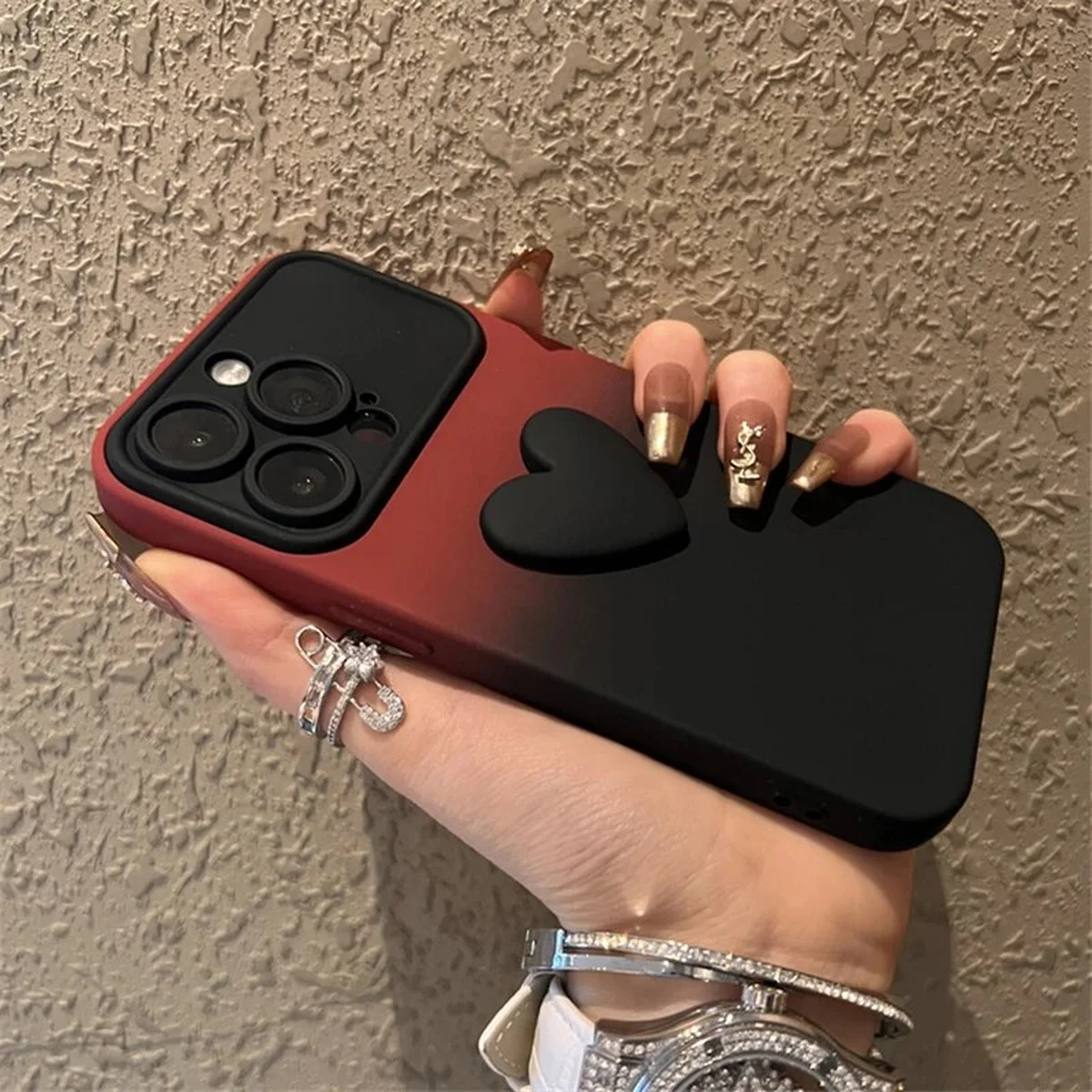 Силиконовый чехол "Black Heart" для iPhone 16 Pro Max Бордовый