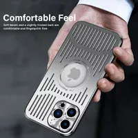 Алюминиевый чехол "Metal Heat" Case with MagSafe для Apple iPhone 15 Pro Серебряный