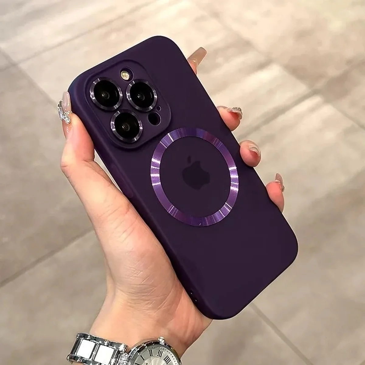 Силиконовый чехол "Thin matte silicone" with MagSafe для Apple iPhone 15 Pro Фиолетовый