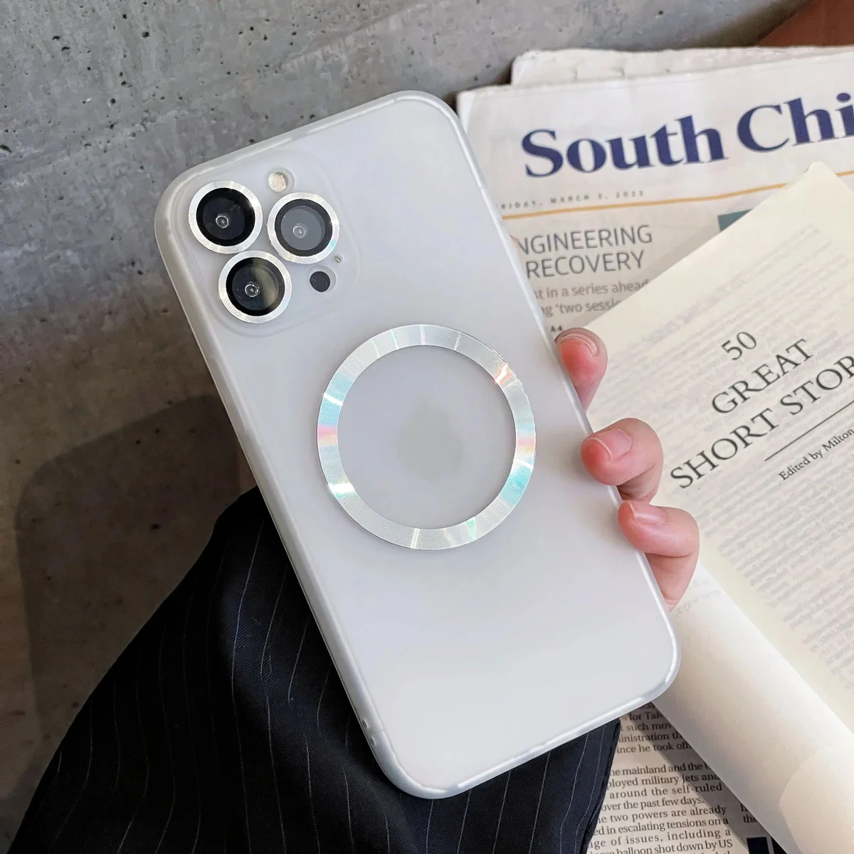 Силіконовий чохол "Thin matte silicone" with MagSafe для Apple iPhone 15 Pro Білий