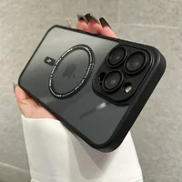 Силиконовый чехол "Acrylic Magnetic" with MagSafe для Apple iPhone 15 Pro Черный