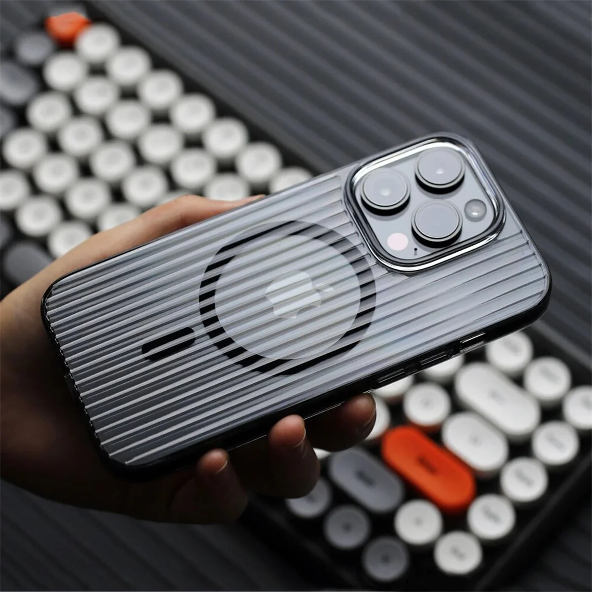 Пластиковий чохол "Luxury Corrugated" with MagSafe для Apple iPhone 14 Pro Max Чорний