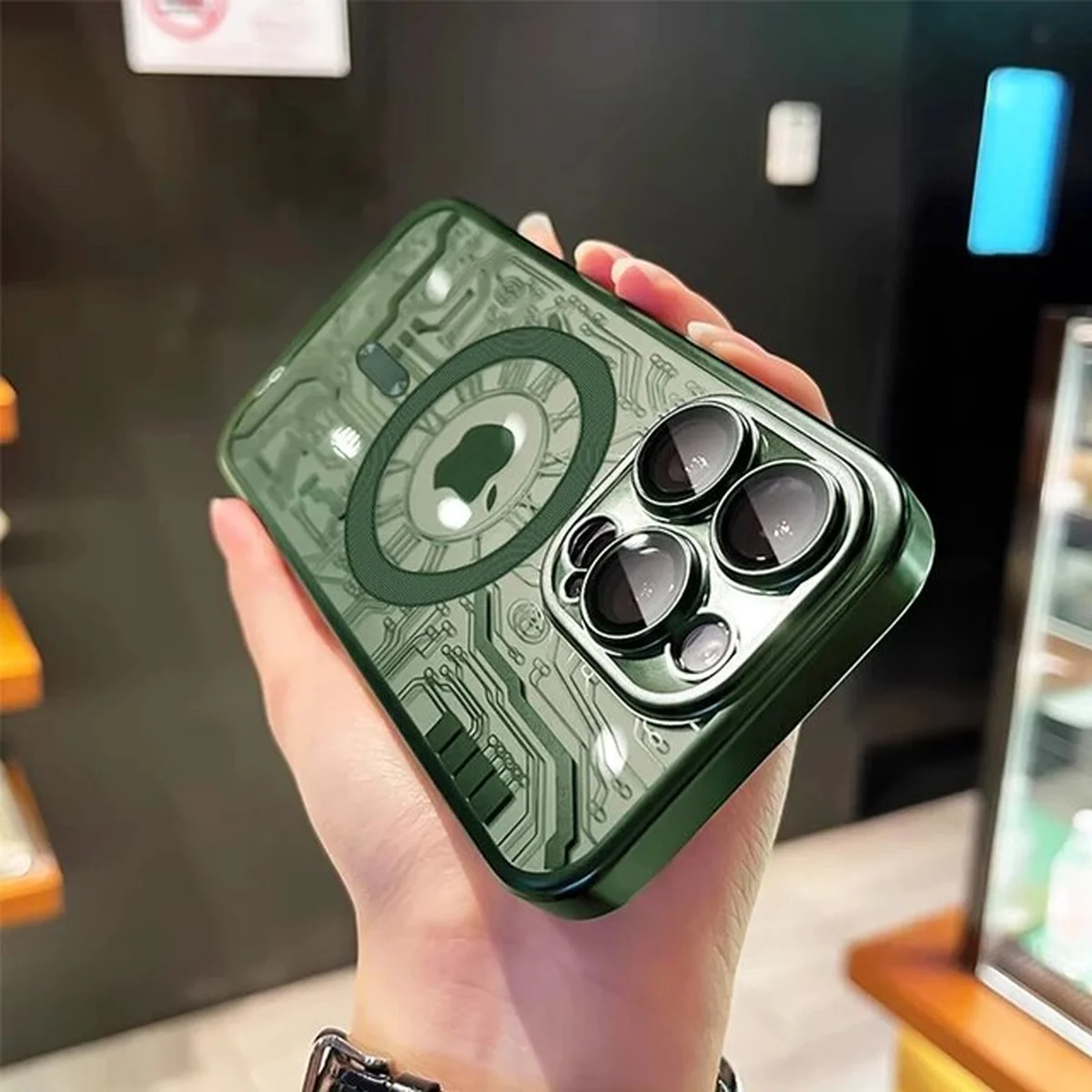 Силиконовый чехол "Micro Plating" with MagSafe для Apple iPhone 15 Pro Max Зеленый