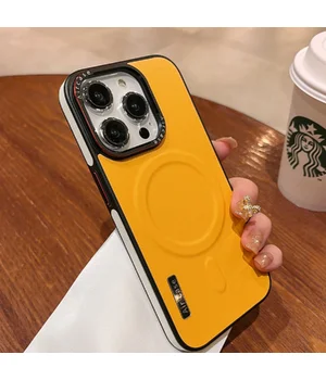 Пластиковый чехол "UltraThin Air Case" with MagSafe для Apple iPhone 15 Pro Желтый