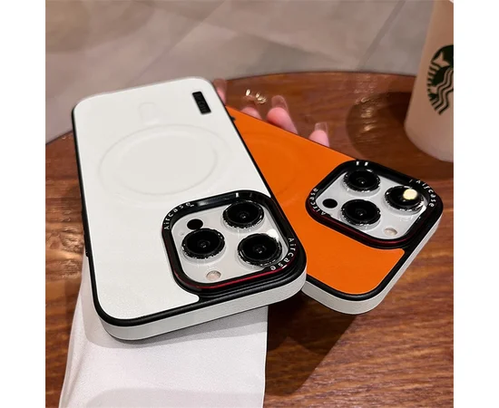 Пластиковый чехол "UltraThin Air Case" with MagSafe для Apple iPhone 15 Pro Max Белый