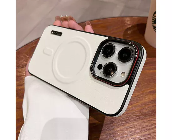 Пластиковый чехол "UltraThin Air Case" with MagSafe для Apple iPhone 15 Pro Max Белый