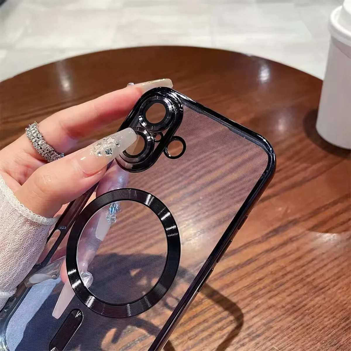 Силиконовый чехол "Transparent Plating" with MagSafe для Apple iPhone 16 Черный