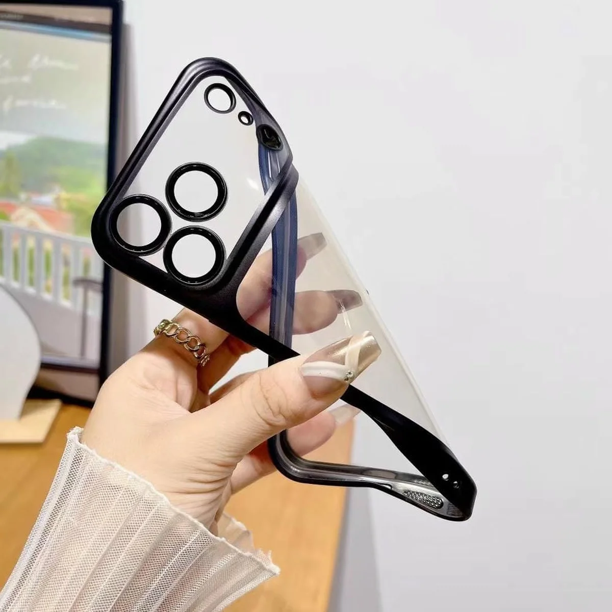 Силиконовый чехол "CrystalLock Pro" для Apple iPhone 17 Pro Черный