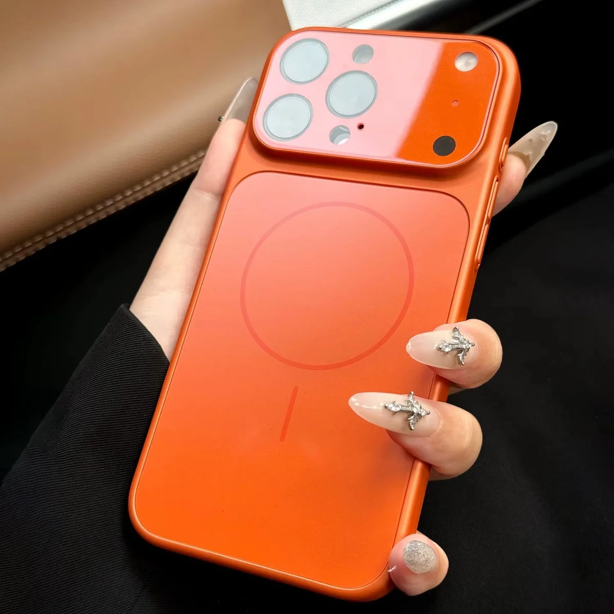 Силиконовый чехол "Unipha AG Glass" with MagSafe для Apple iPhone 17 Pro Max Оранжевый