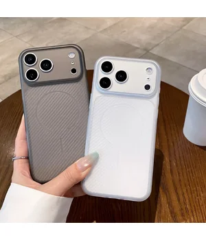 Силиконовый чехол "Carbon Matrix" для Apple iPhone 17 Pro Max Черный