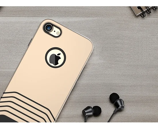 Противоударный чехол "Remax" Saman золотой для iPhone 7/8