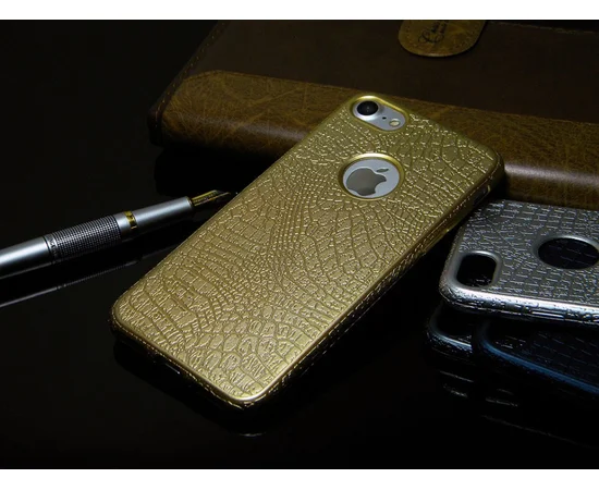 Силіконовий матовий чохол "Змія" золотий для iPhone 7/8