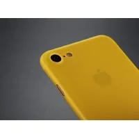 Ультратонкий пластиковый чехол "Ultrathin 0.3mm" желтый для iPhone 7/8