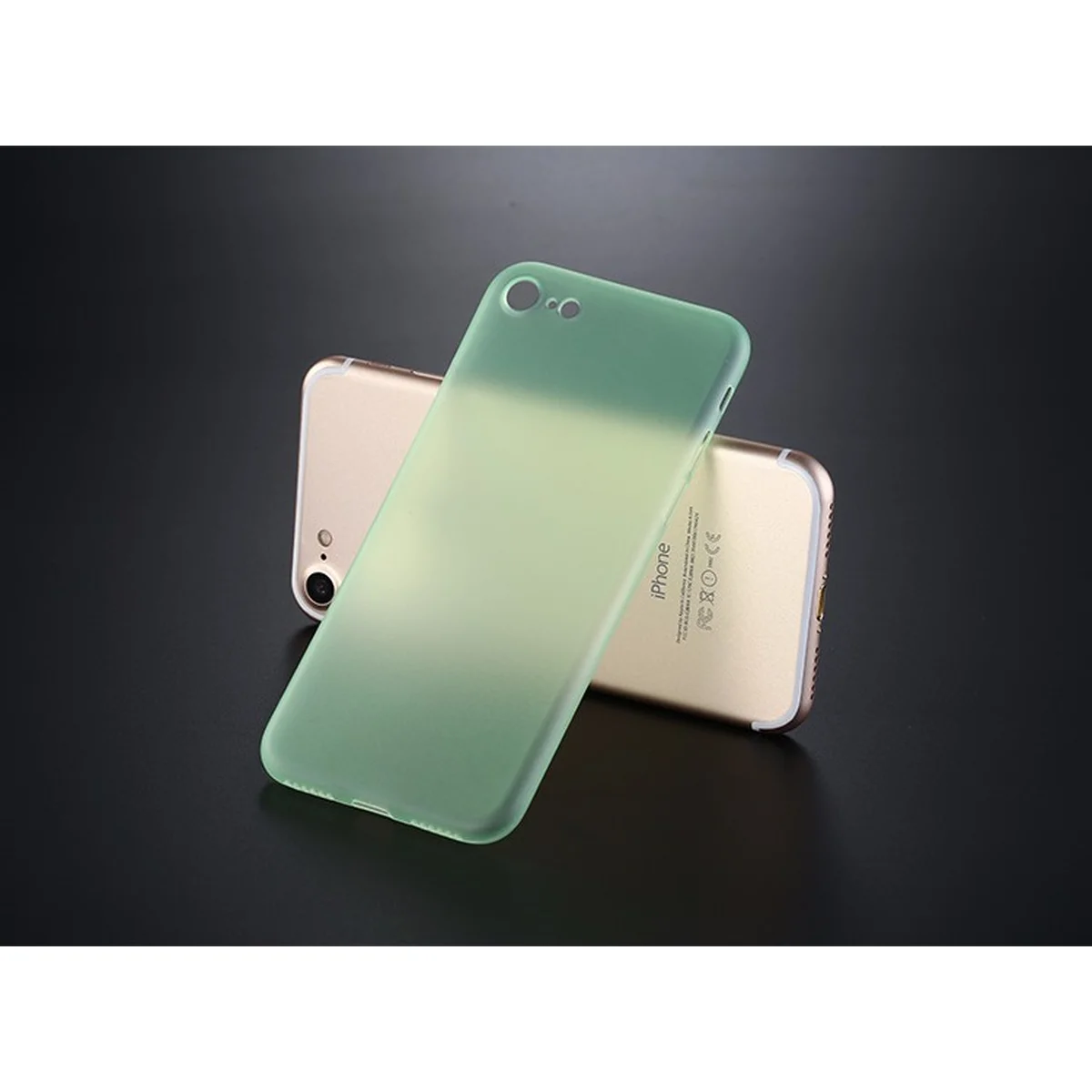 Ультратонкий пластиковый чехол "Ultrathin 0.3mm" зеленый для iPhone 7/8