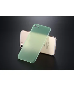 Ультратонкий пластиковый чехол "Ultrathin 0.3mm" зеленый для iPhone 7/8