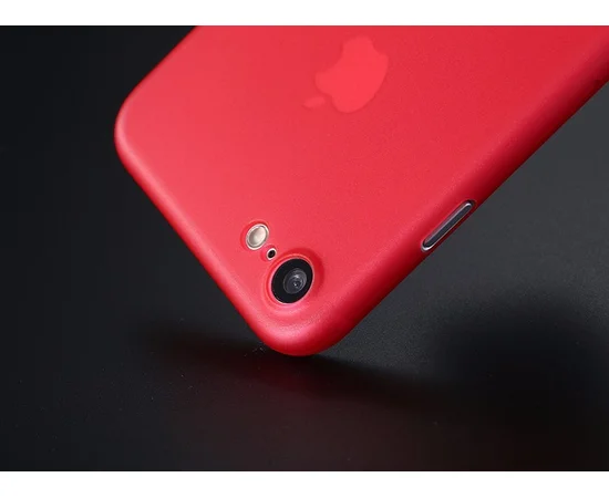 Ультратонкий пластиковий чохол "Ultrathin 0.3mm" червоний для iPhone 7/8