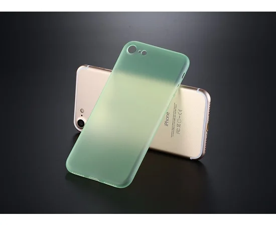 Ультратонкий пластиковий чохол "Ultrathin 0.3mm" зелений для iPhone 7/8