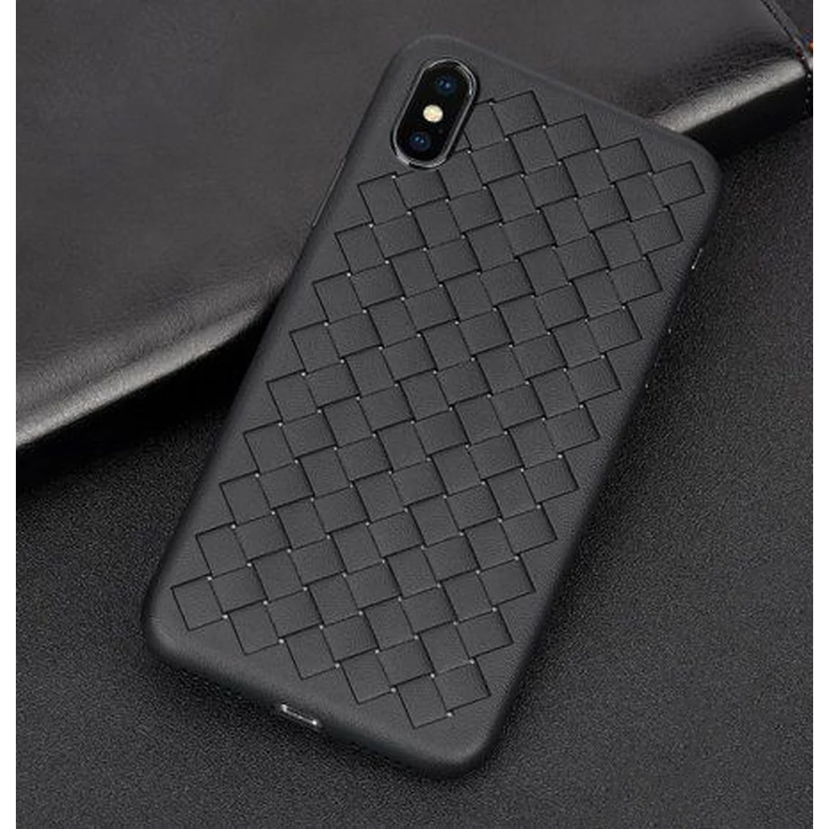 Чехол "Weaving" силиконовый для iPhone X/XS черный