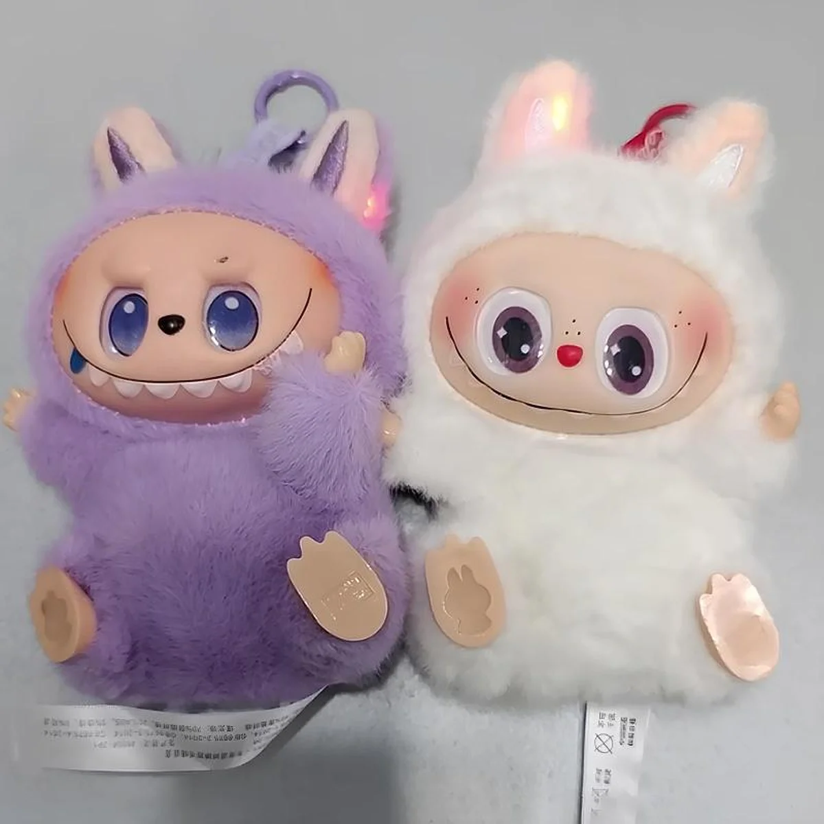 Іграшка - брелок Labubu monsters Pop Mart Big model with sound and light Випадковий колір