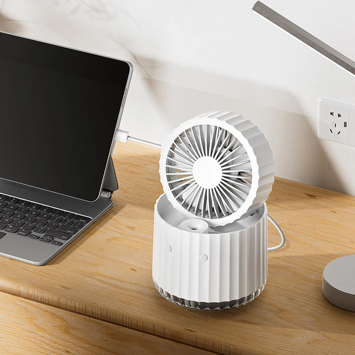 Настольный вентилятор Rapid Cooling 3in1 с водяным охлаждением и подсветкой 1200 mAh White