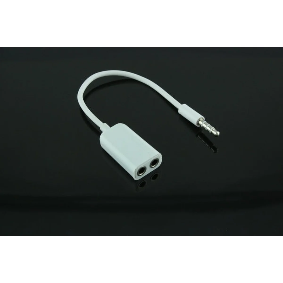 Кабель-переходник Jack 3.5 M/2 F белый