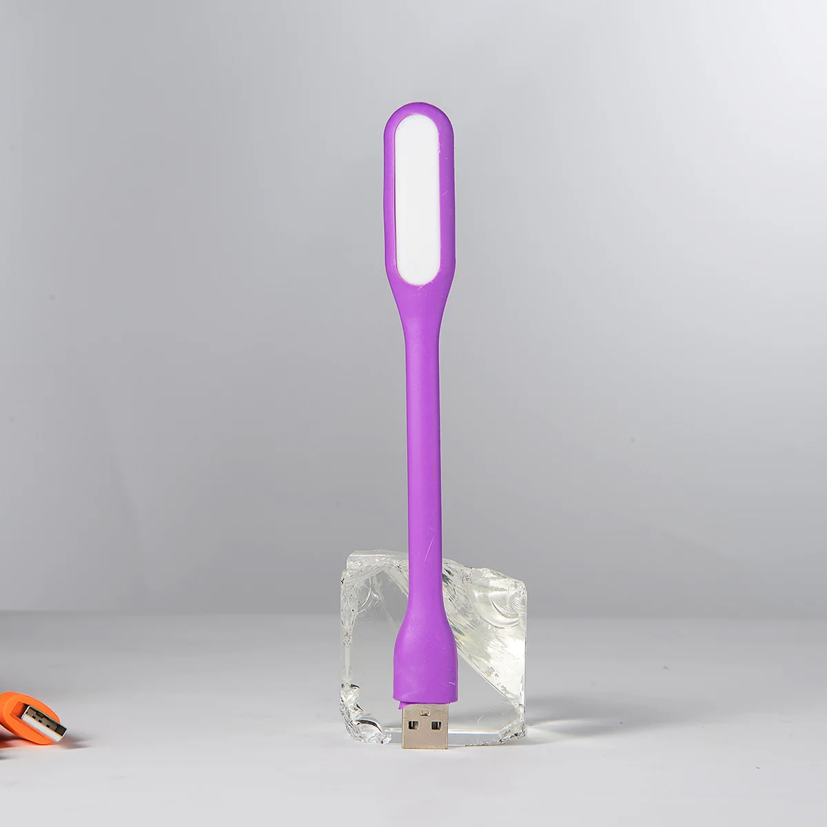 Гнучкий ліхтарик LED USB фіолетовий