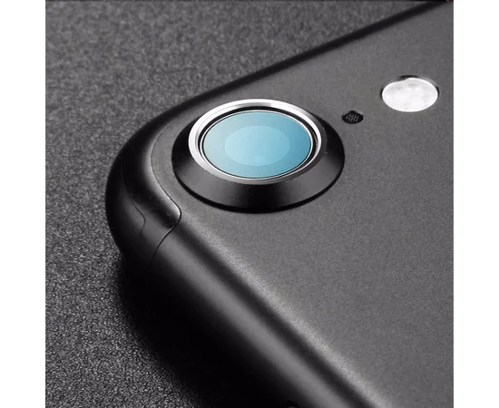 Защита камеры черная для iPhone 7/8