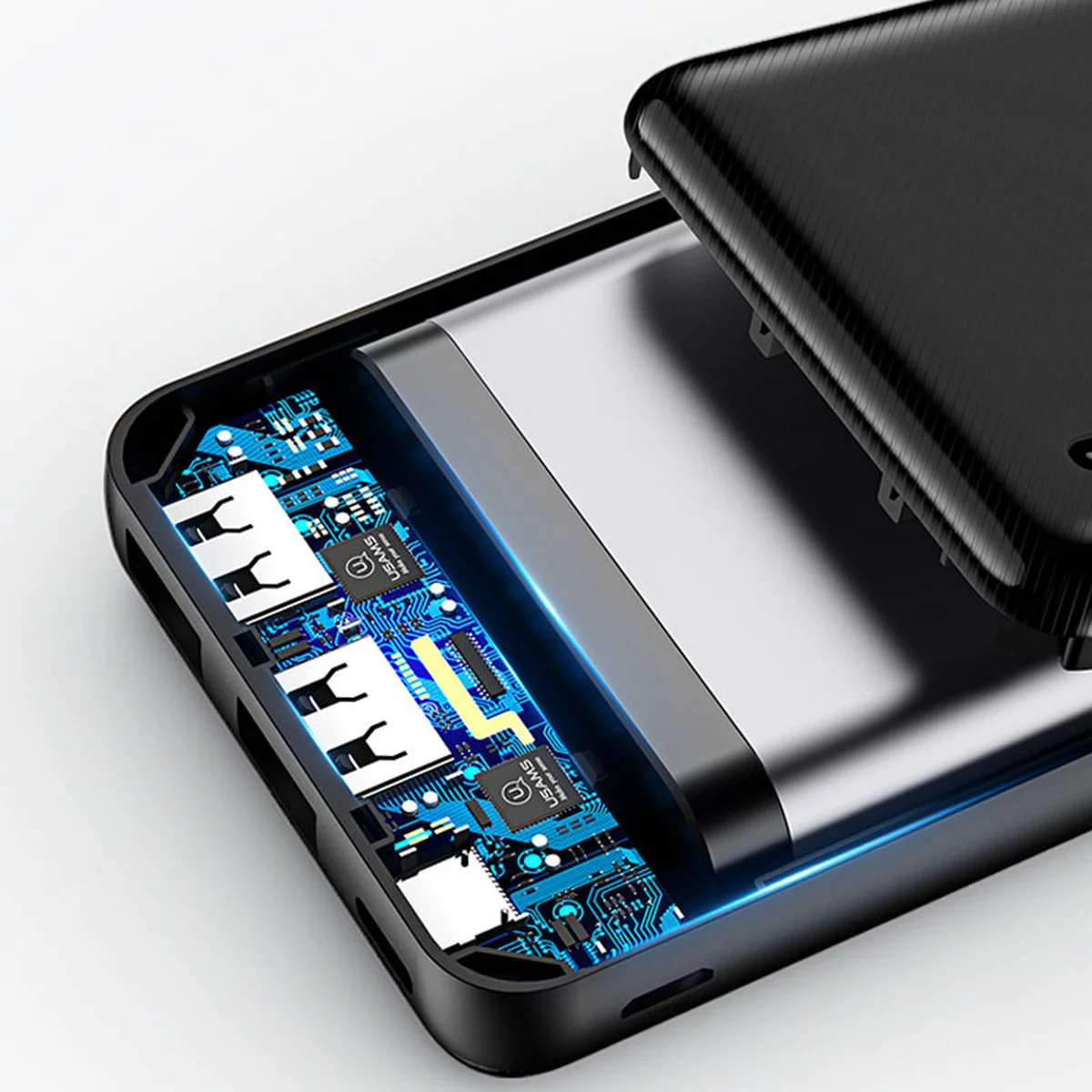 Портативное зарядное устройство Usams US-CD104 PB39 2USB 5000 mAh Черный