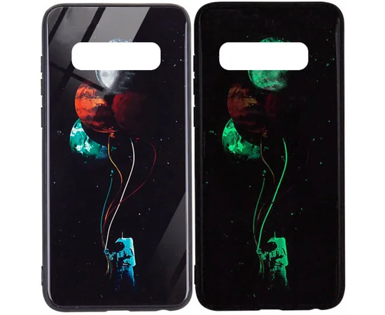 TPU+Glass чехол светящийся в темноте для Samsung Galaxy S10 Космос / Черный