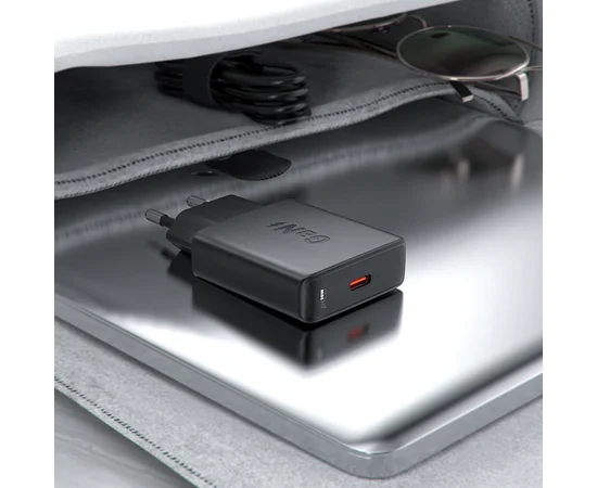 СЗУ Acefast A65 PD20W GaN (USB-C) Black