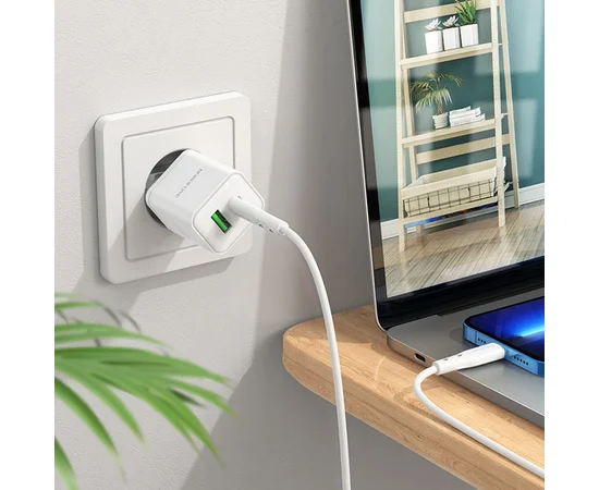 СЗУ Borofone BN7 PD20W+QC3.0 (1USB-A/1C) + Type-C to Lightning White