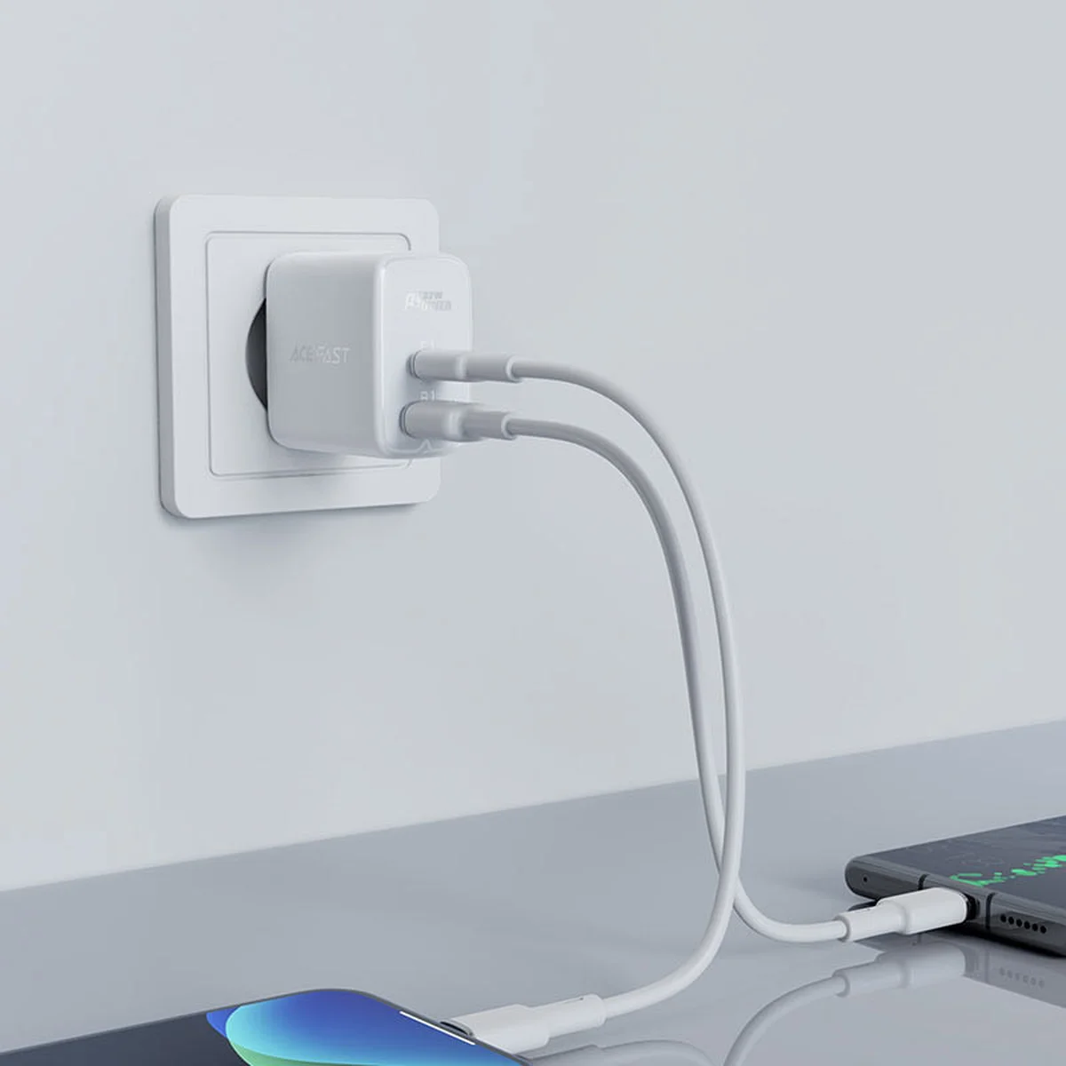 СЗУ Acefast A5 PD32W GaN (USB-C+USB-A) White