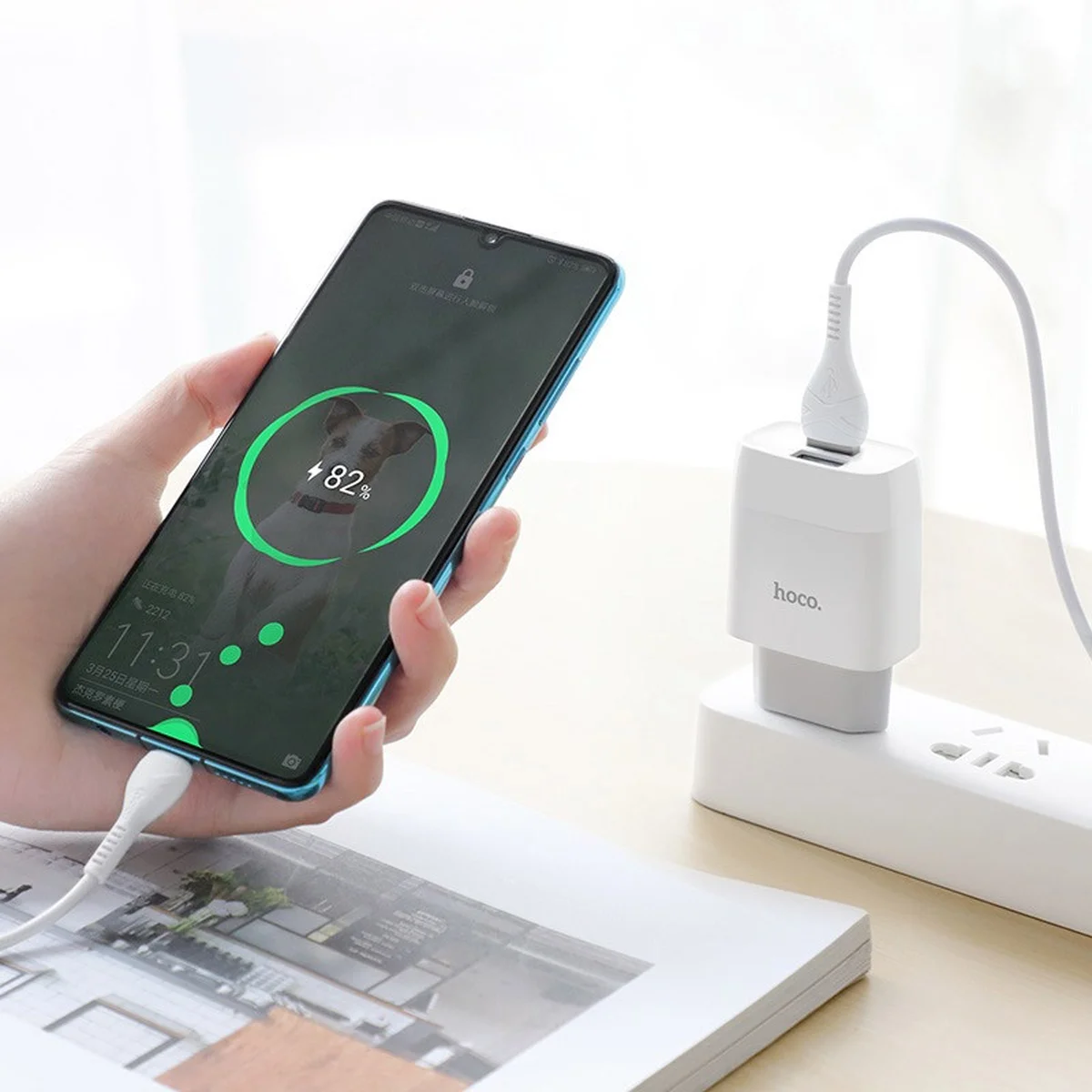 СЗУ Hoco C73A Glorious 2.4A (2USB-A) + кабель USB to Type-C Белый
