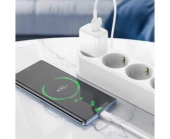 СЗУ Borofone BAS42A Potential QC3.0 (1USB-A) + Type-C White