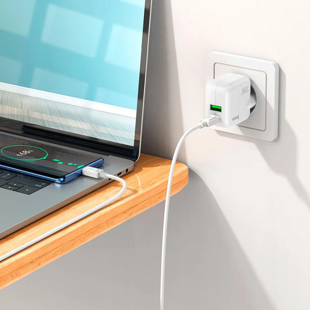 СЗУ Hoco C111A PD 30W+QC3.0 Type-C to Type-C White