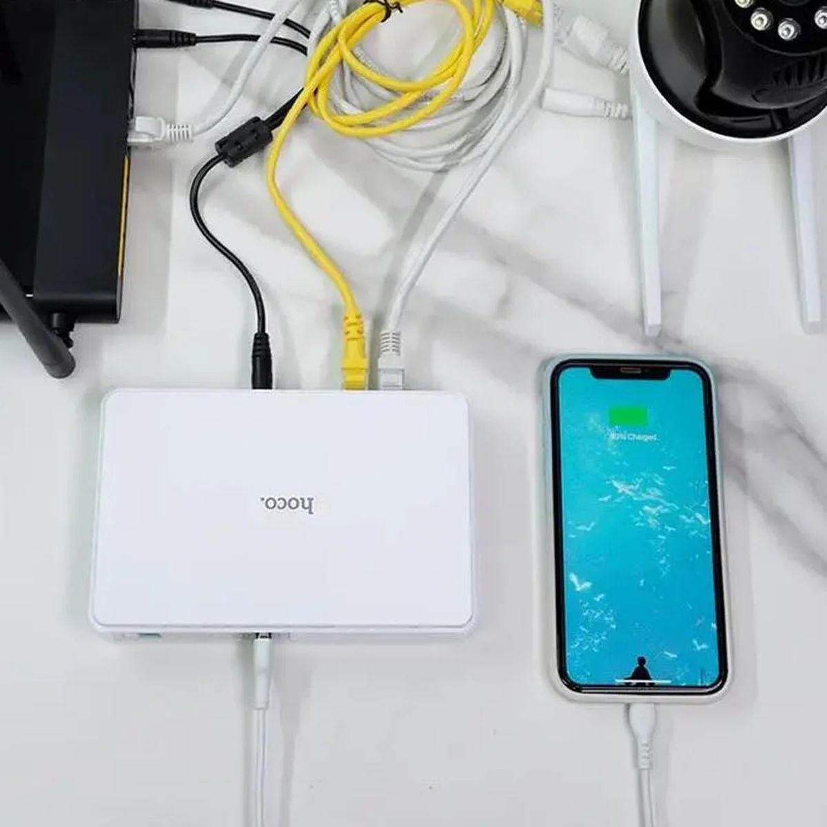 Источник бесперебойного питания Hoco DB25 Plus Smart Mini UPS для роутеров 5V/9V/12V 10000 mAh White