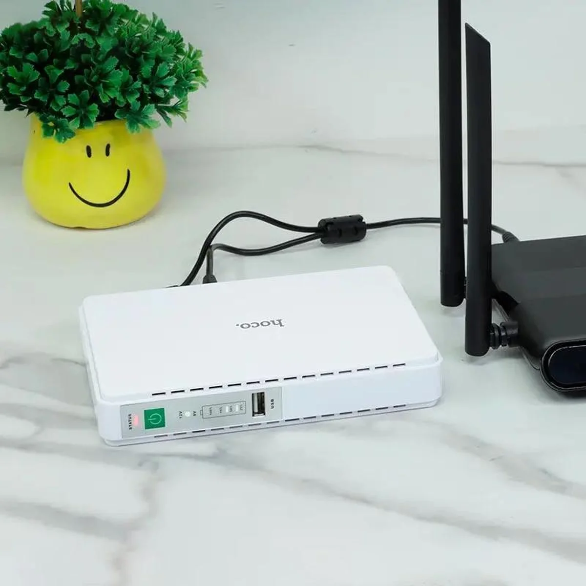 Источник бесперебойного питания Hoco DB25 Plus Smart Mini UPS для роутеров 5V/9V/12V 10000 mAh White