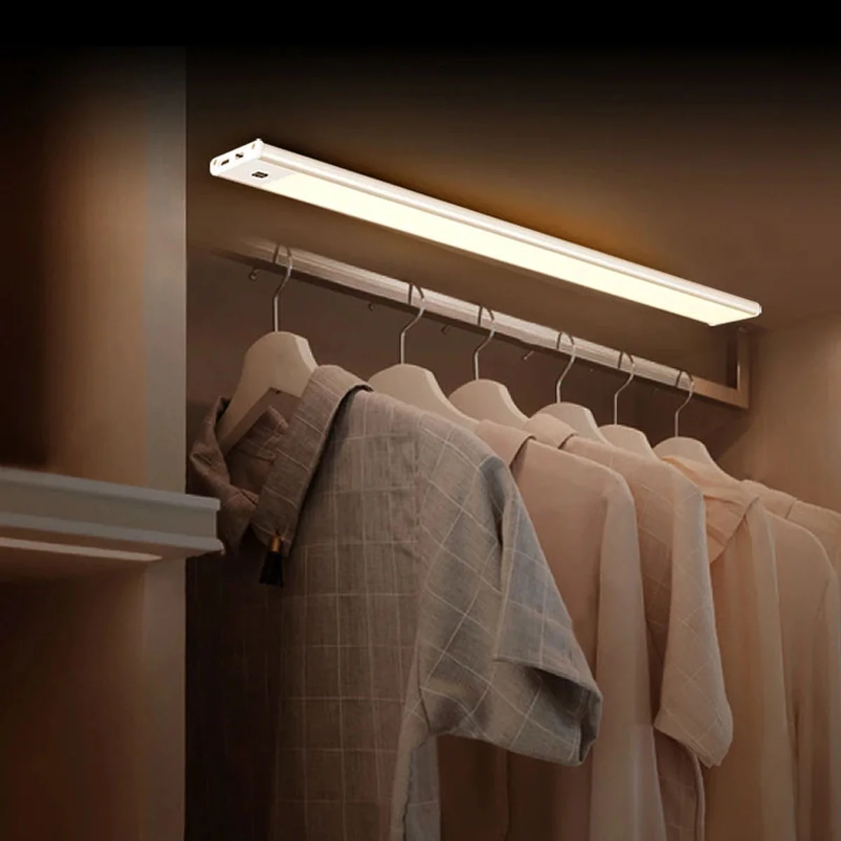 Сенсорный светильник LED с датчиком движения MZ-L1005 (40*10*300mm) White