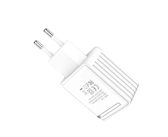 СЗУ Hoco C39A с дисплеем (2USB 2.4A) Белый