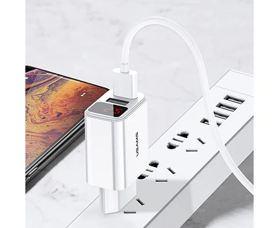 СЗУ USAMS US-CC073 T17 с дисплеем (2USB) Белый