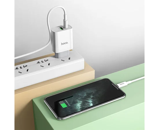 СЗУ HOCO C80A Rapido PD+QC3.0 Type-C + USB + Type-C to Lightning cable Белый